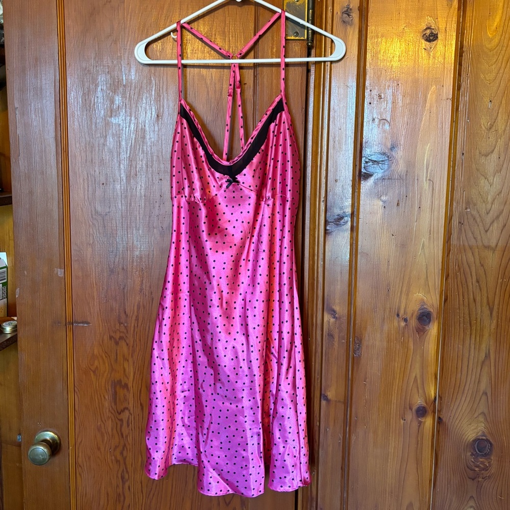 Cute pink polka-dot night gown